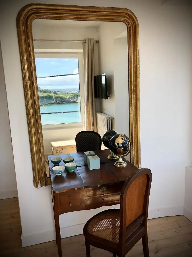 Villa St Anne Ploemeur Bed & Breakfast